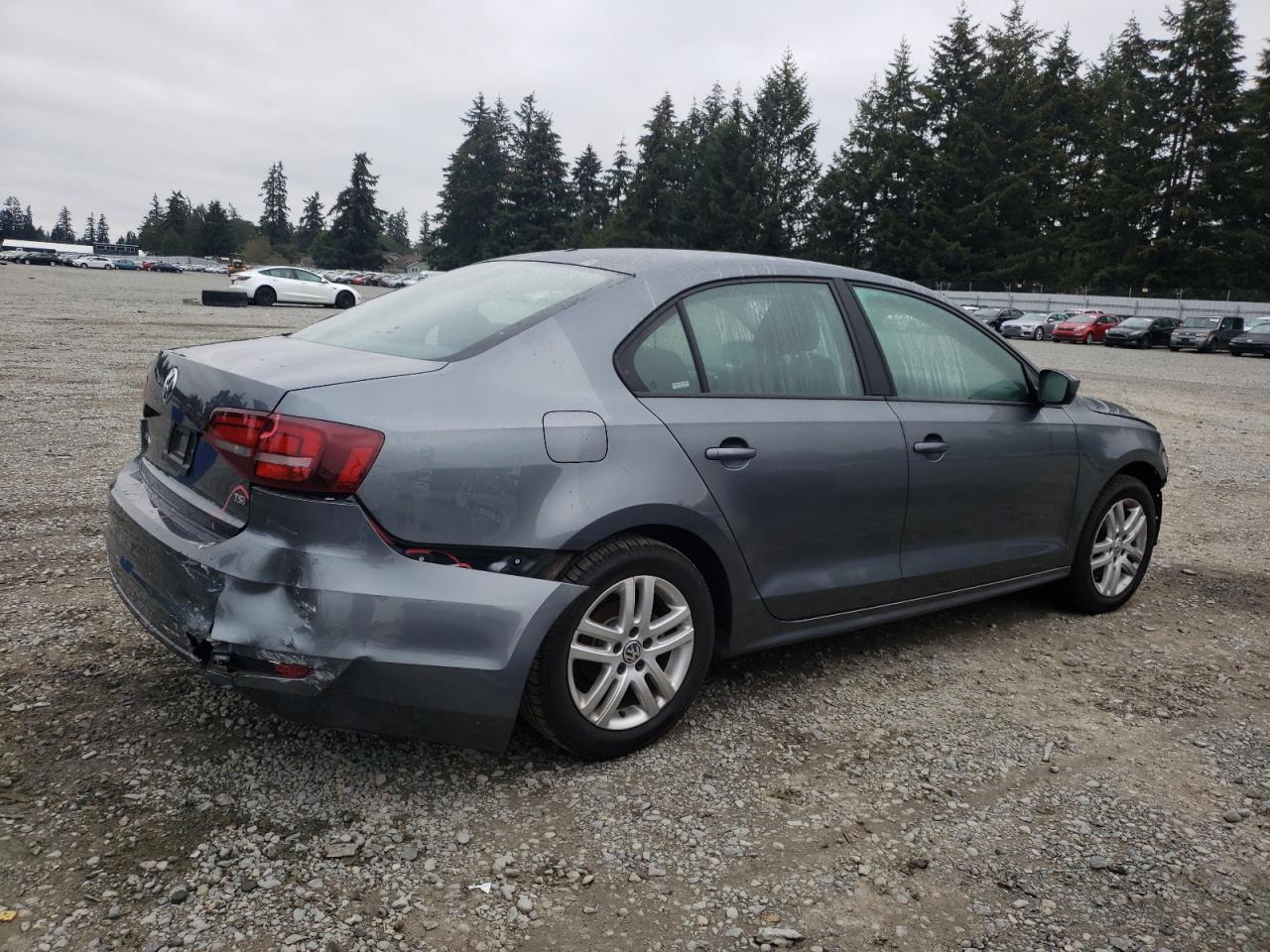 VOLKSWAGEN JETTA S 2018 charcoal  gas 3VW2B7AJ9JM258287 photo #4