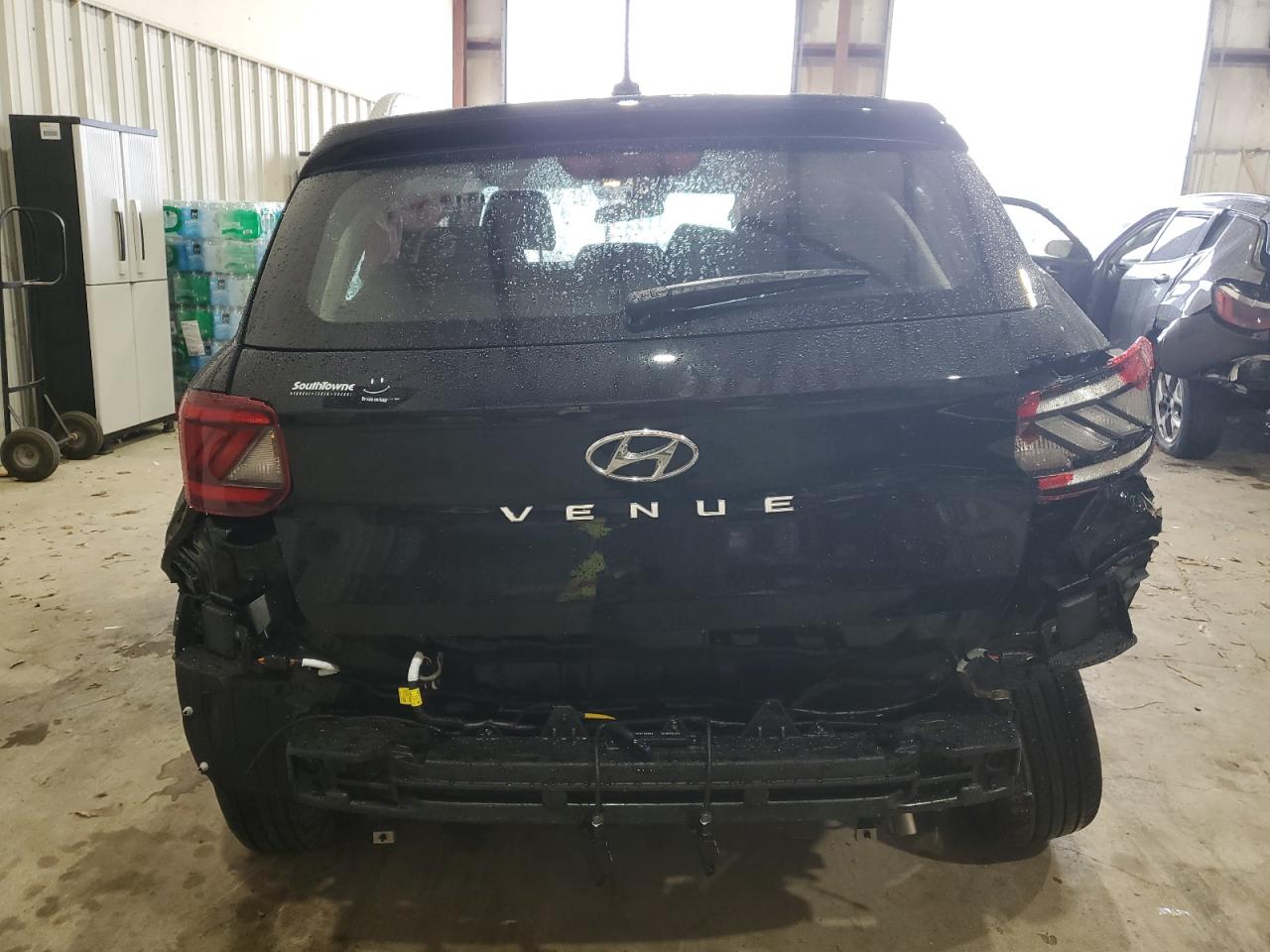 Lot #3022961133 2024 HYUNDAI VENUE SEL