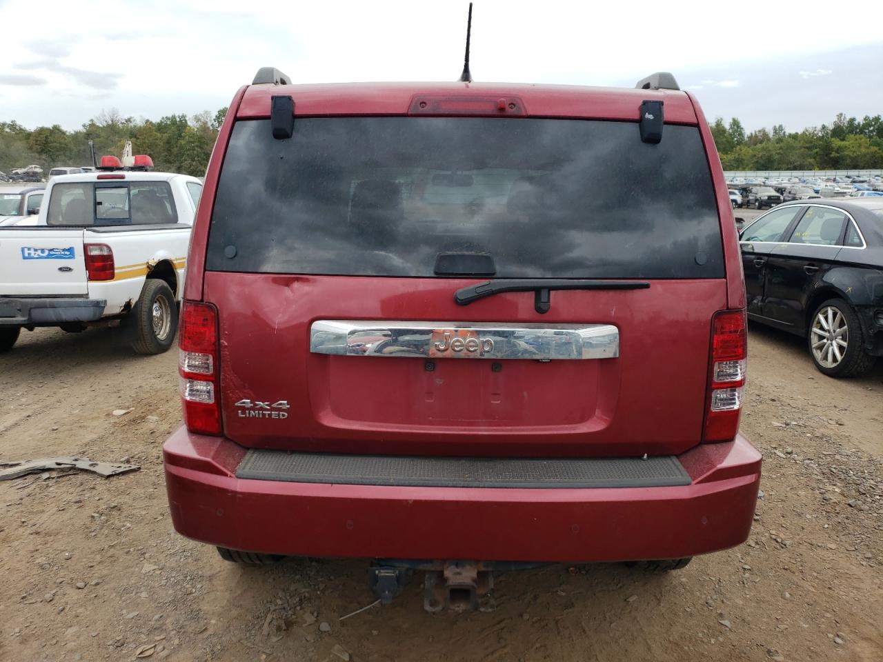 2012 Jeep LIBERTY, JET