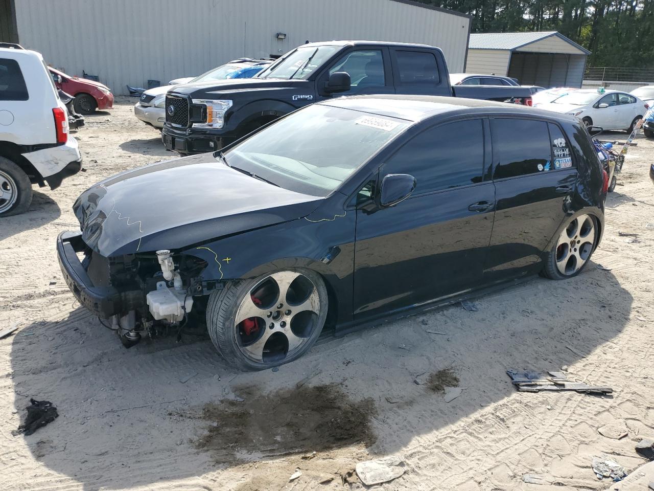 3VW547AU0HM026107 VOLKSWAGEN GTI SPORT 2017