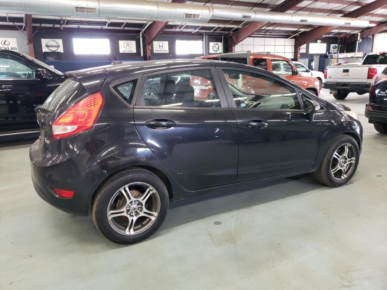 Lot #2840789427 2011 FORD FIESTA SES