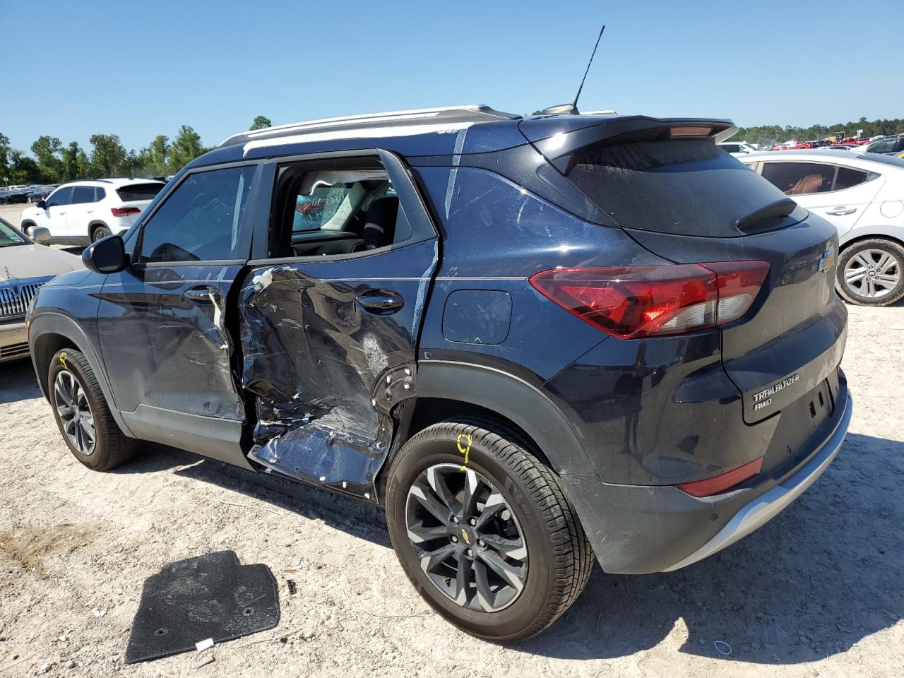 Lot #3037332707 2021 CHEVROLET TRAILBLAZE