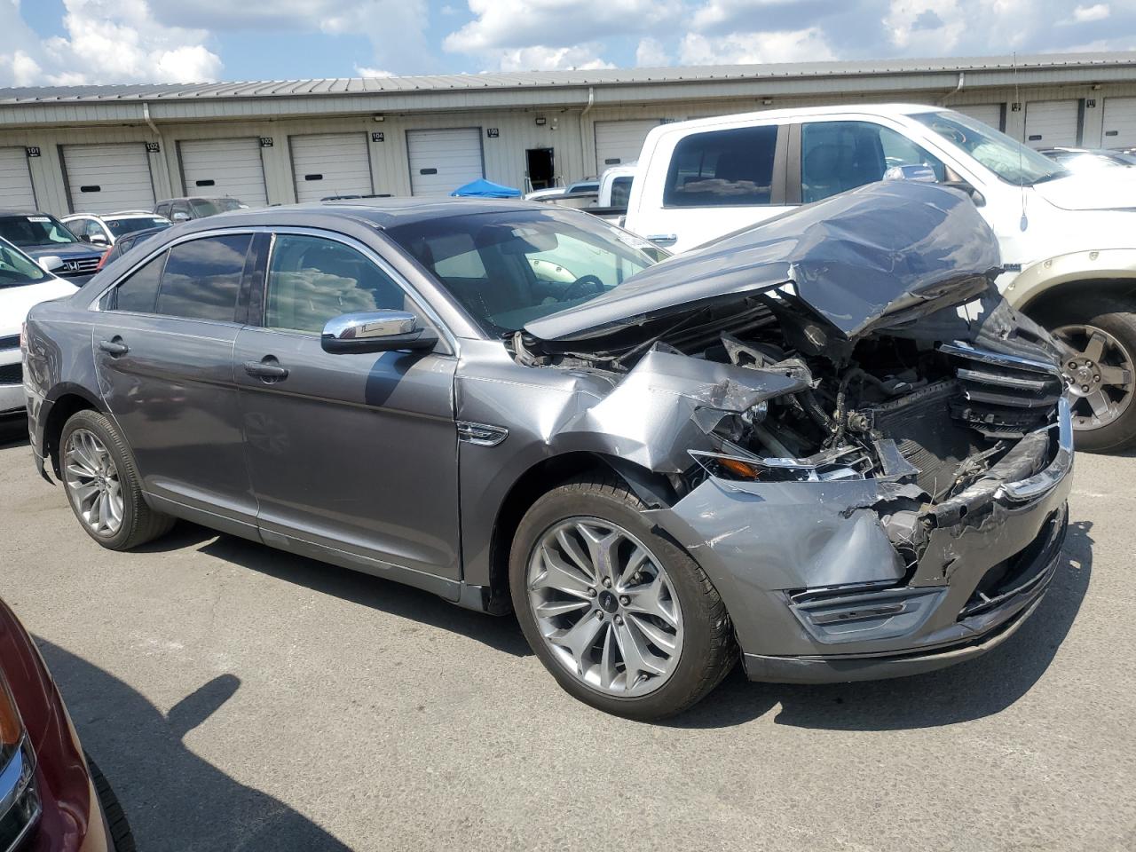 Lot #2826419139 2013 FORD TAURUS LIM