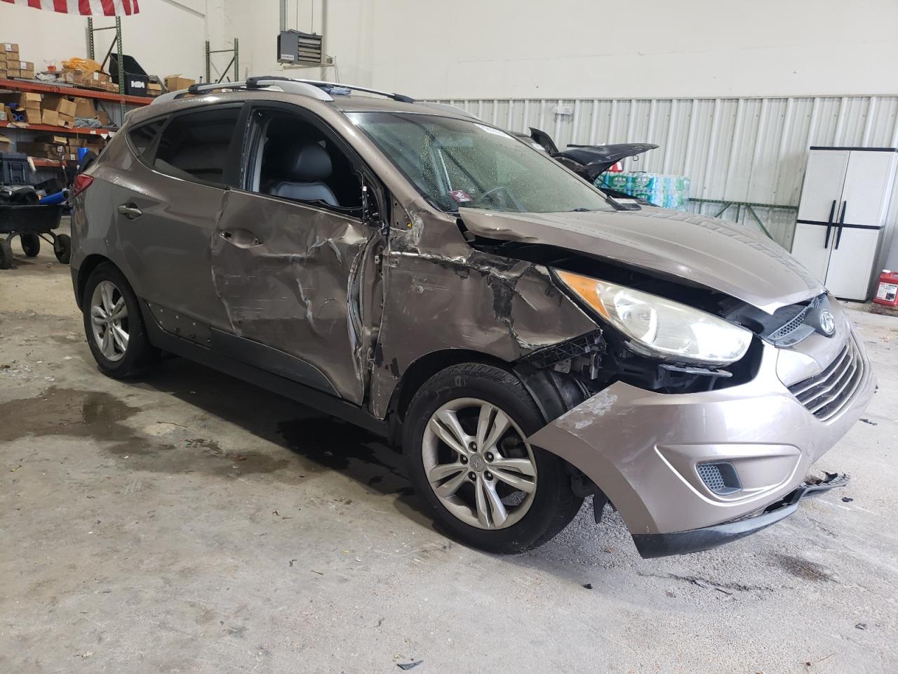 Lot #2855639178 2012 HYUNDAI TUCSON GLS