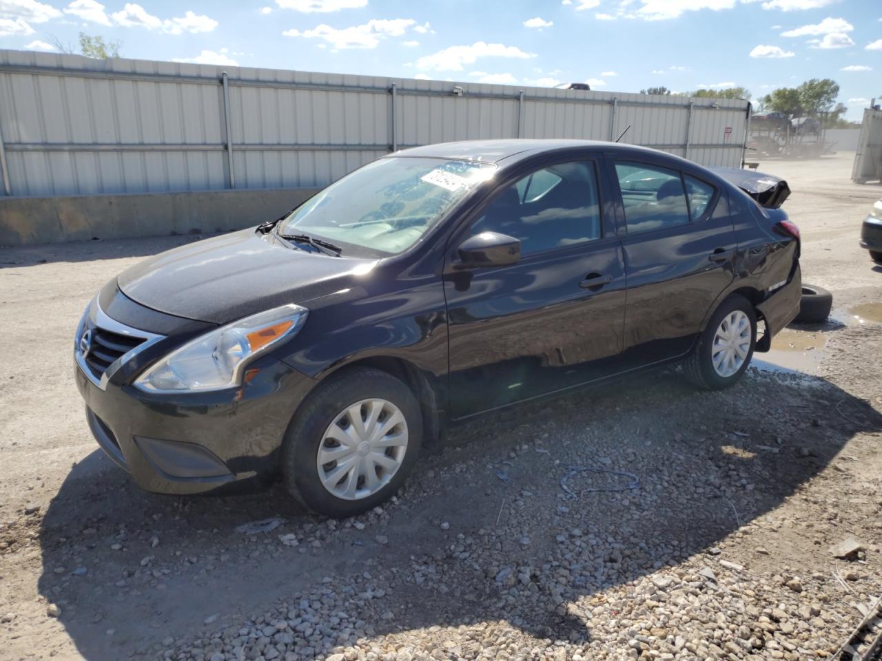 Lot #2876877827 2017 NISSAN VERSA S