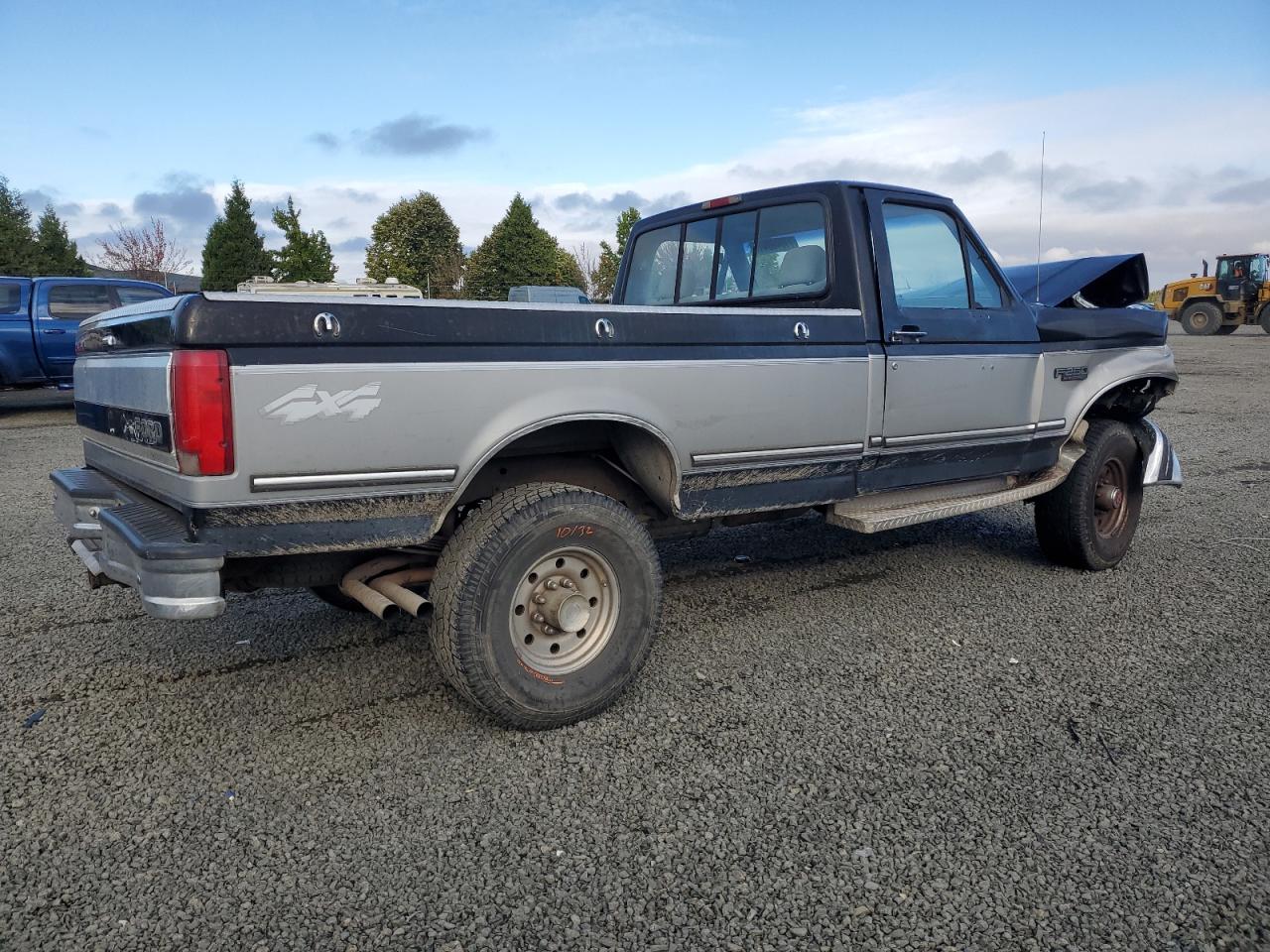 Lot #2910139536 1994 FORD F-250