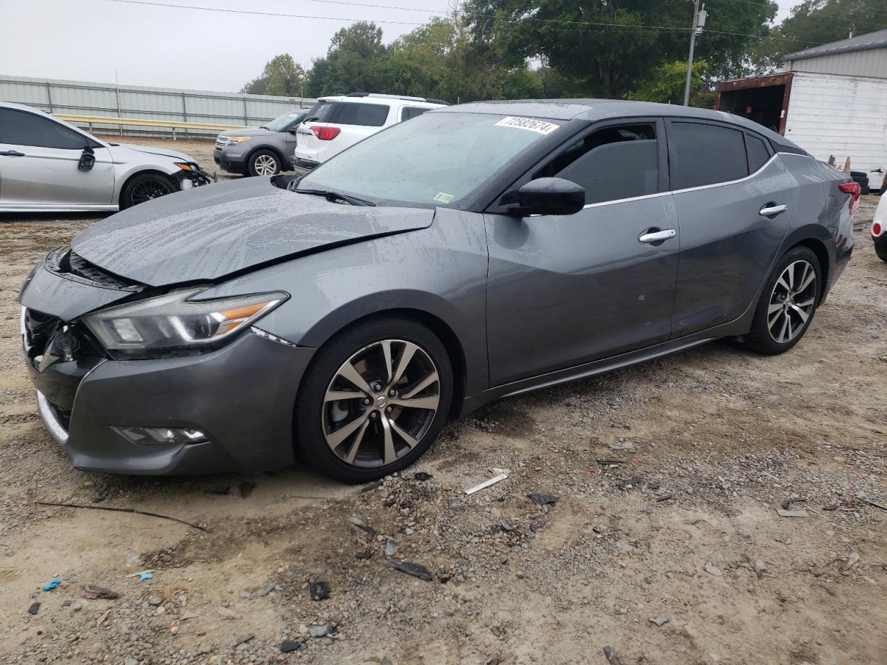  Salvage Nissan Maxima