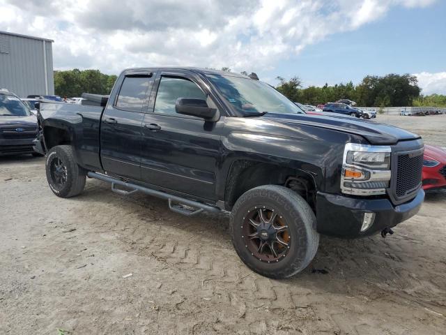 VIN 1GCVKREC1JZ115811 2018 Chevrolet Silverado, K15... no.4