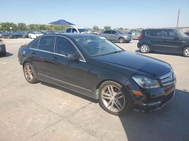 VIN WDDGF4HB5DR244731 2013 Mercedes-Benz C-Class, 250 no.4