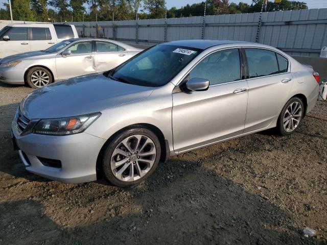 VIN 1HGCR2F56FA130743 2015 Honda Accord, Sport no.1