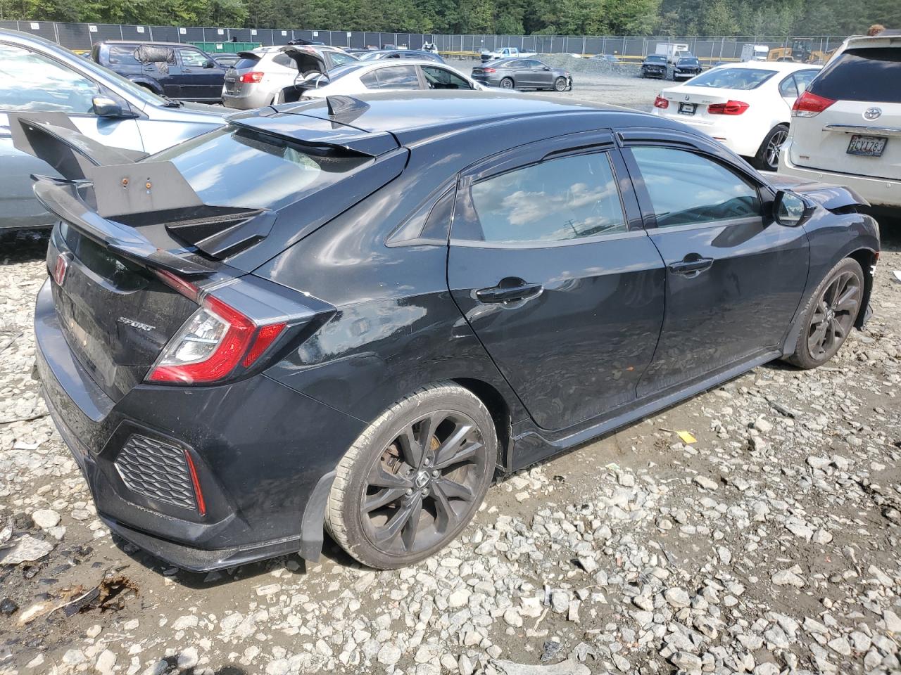 Lot #3022951287 2017 HONDA CIVIC SPOR