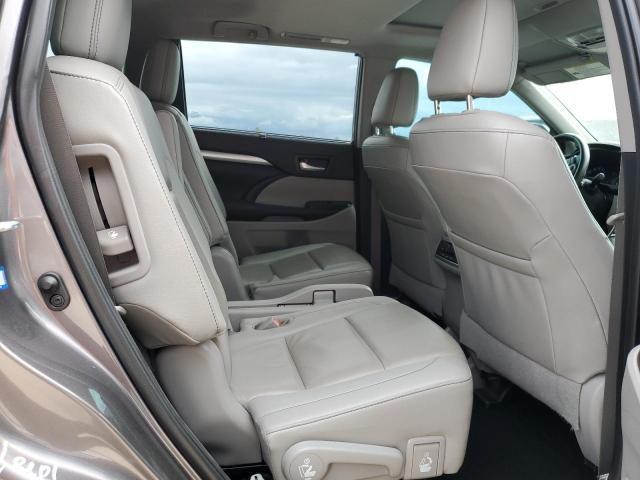 2019 TOYOTA HIGHLANDER - 5TDKZRFH3KS570400