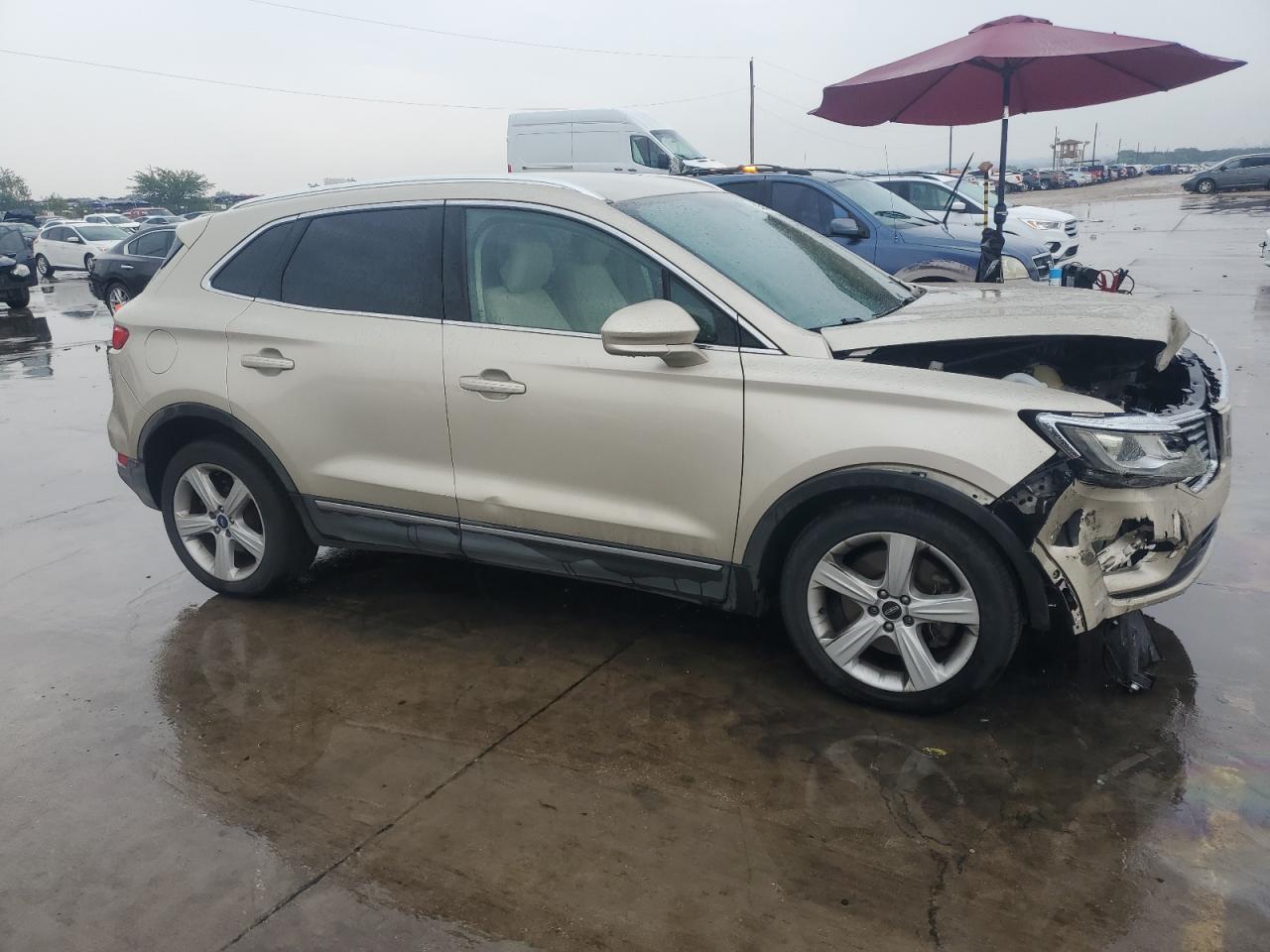 Lot #2923637565 2017 LINCOLN MKC PREMIE