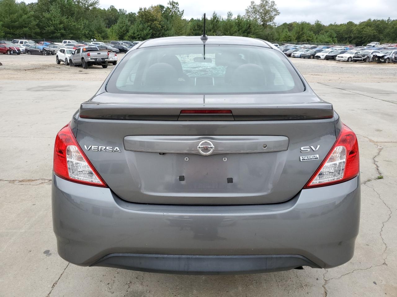 Lot #2921523757 2017 NISSAN VERSA S