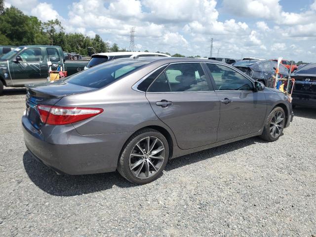 VIN 4T1BF1FK0HU653921 2017 Toyota Camry, LE no.3