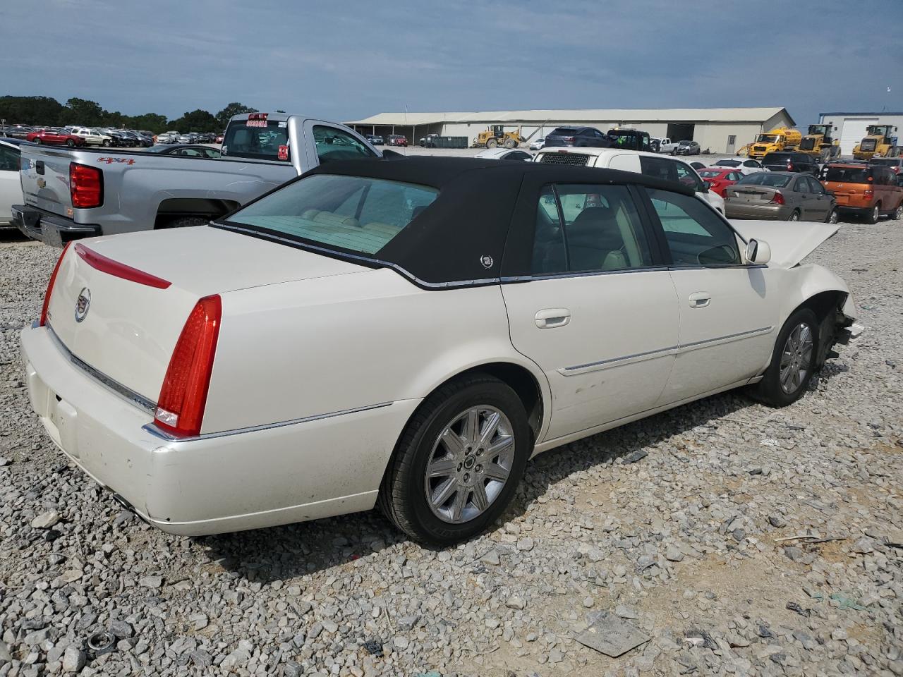 Lot #2828633115 2011 CADILLAC DTS PREMIU