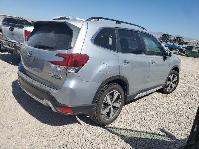 VIN JF2SKAWC9KH415463 2019 Subaru Forester, Touring no.3