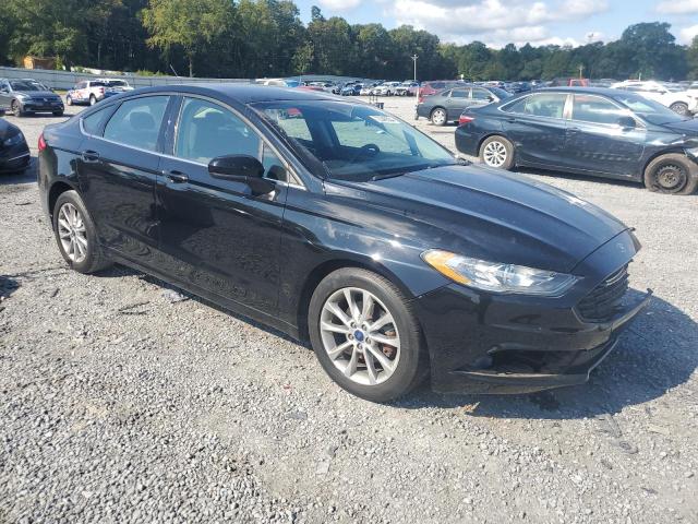 VIN 3FA6P0HD8HR137301 2017 Ford Fusion, SE no.4