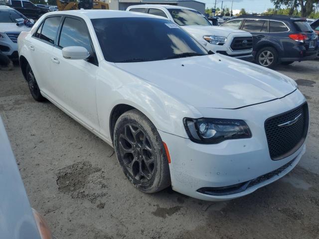 VIN 2C3CCAGG5JH140589 2018 Chrysler 300, S no.4