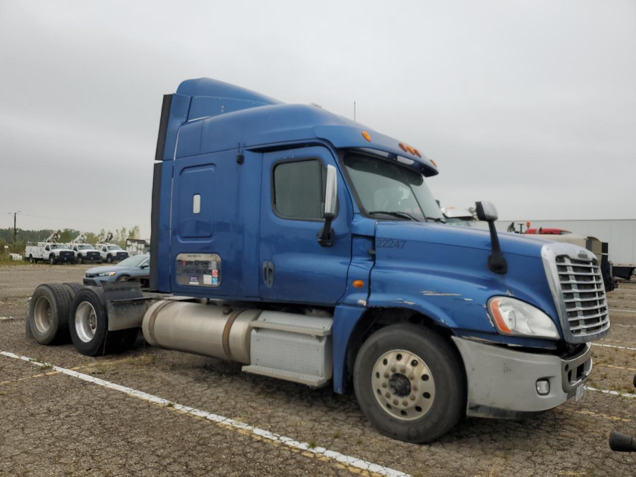 Lot #2886216610 2013 FREIGHTLINER CASCADIA 1