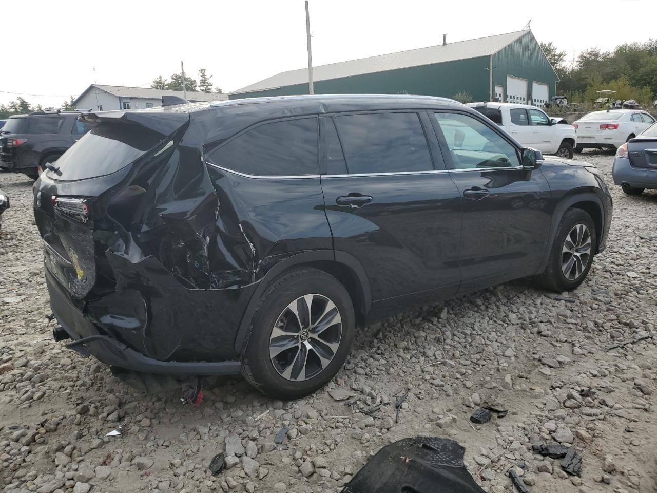 Lot #2928696760 2021 TOYOTA HIGHLANDER