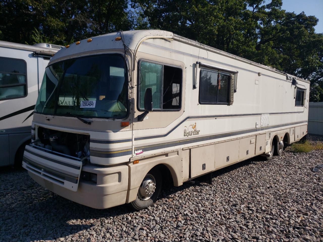 Lot #2821028139 1996 FORD F530 SUPER