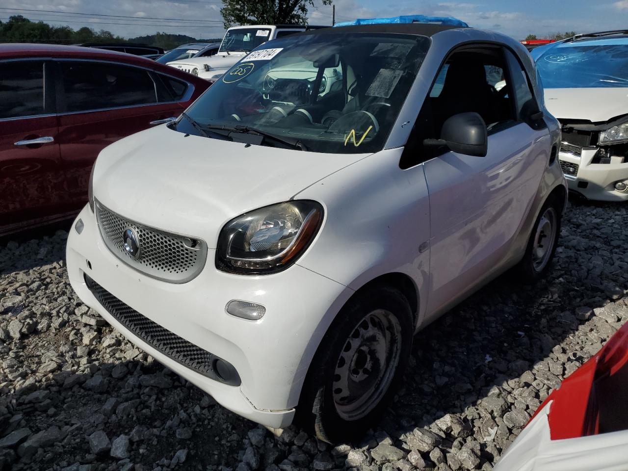 Lot #2828370325 2017 SMART FORTWO