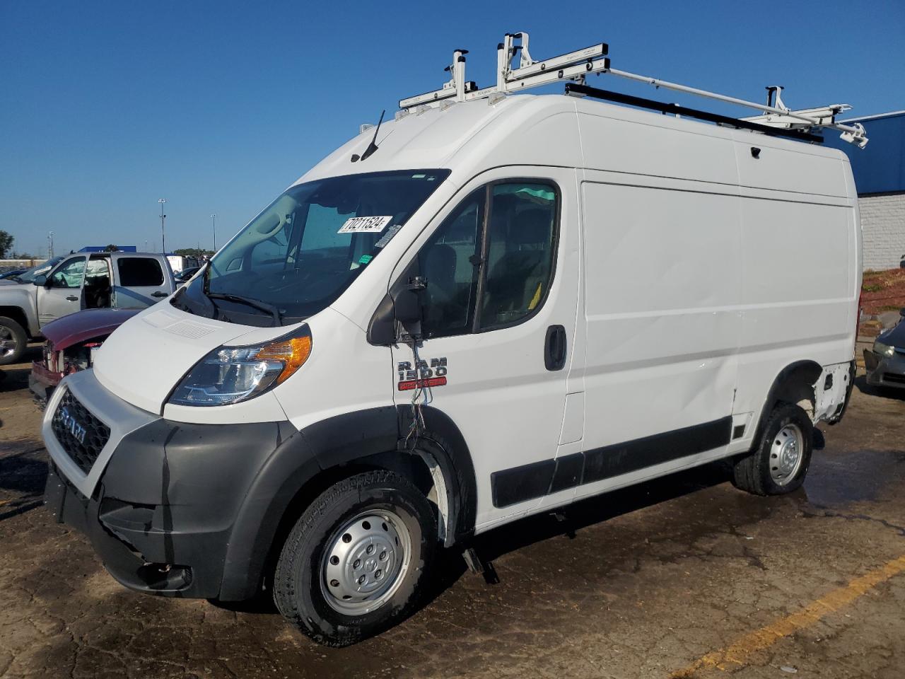 RAM PROMASTER 1500 HIGH