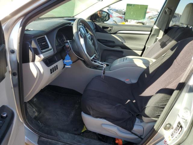 VIN 5TDBKRFH8GS244507 2016 Toyota Highlander, LE no.7