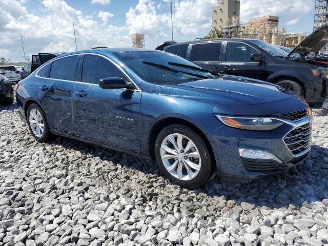 VIN 1G1ZD5ST9KF225784 2019 Chevrolet Malibu, LT no.4