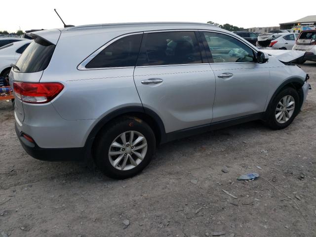 VIN 5XYPG4A35GG091796 2016 KIA Sorento, LX no.3