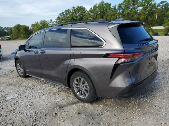 2021 TOYOTA SIENNA XLE - 5TDYRKEC1MS028108