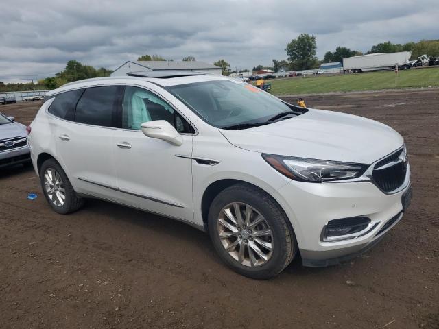 VIN 5GAEVBKWXKJ110606 2019 Buick Enclave, Premium no.4