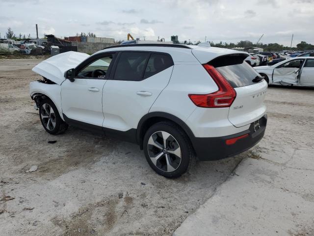 VIN YV4L12UK1R2307578 2024 Volvo XC40, Core no.2