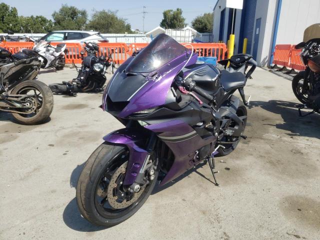 YAMAHA YZFR6 C 2020 two tone  gas JYARJ28Y4LA002631 photo #3