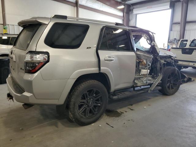 VIN JTEEU5JR2N5265545 2022 Toyota 4runner, SR5 no.3