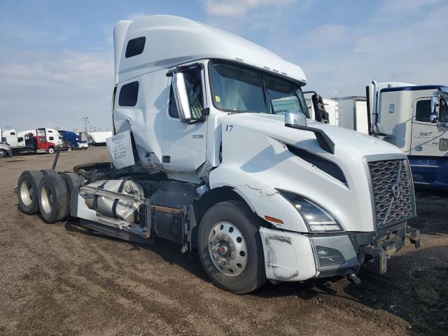 2022 VOLVO VN VNL #2912053603