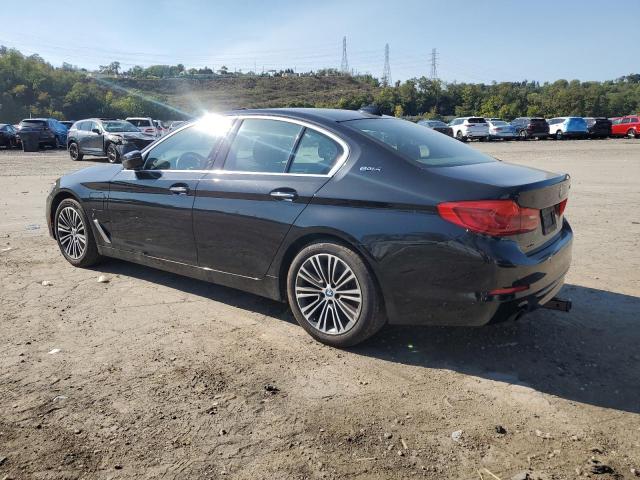 VIN WBAJB1C51JB085381 2018 BMW 5 Series, 530XE no.2