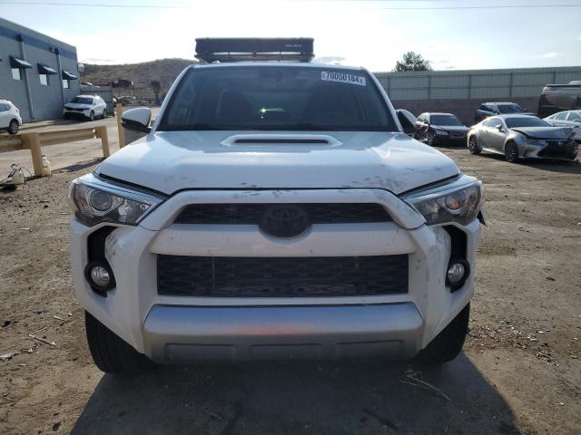2019 TOYOTA 4RUNNER SR - JTEBU5JR9K5731597