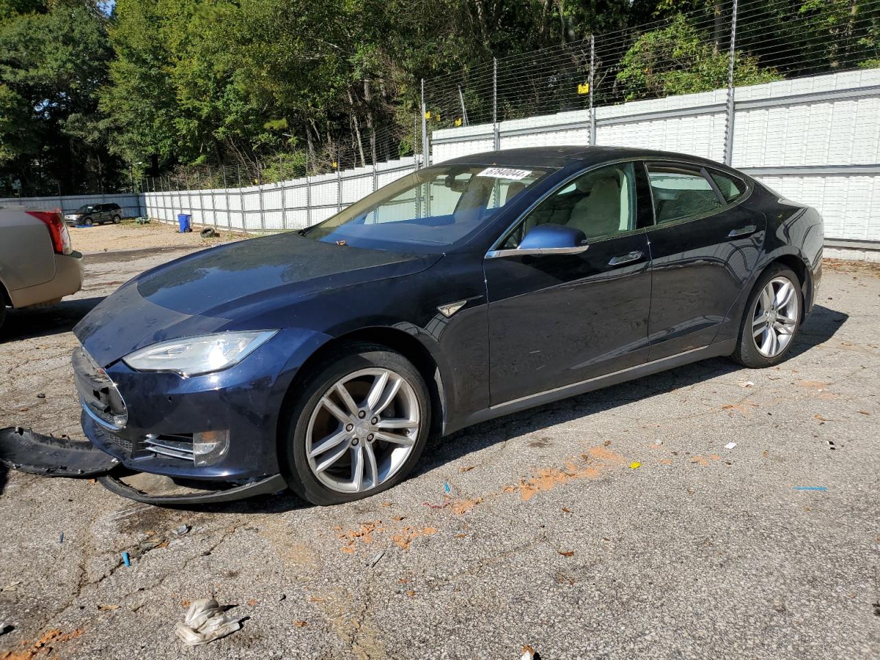 Tesla Model S 2014 