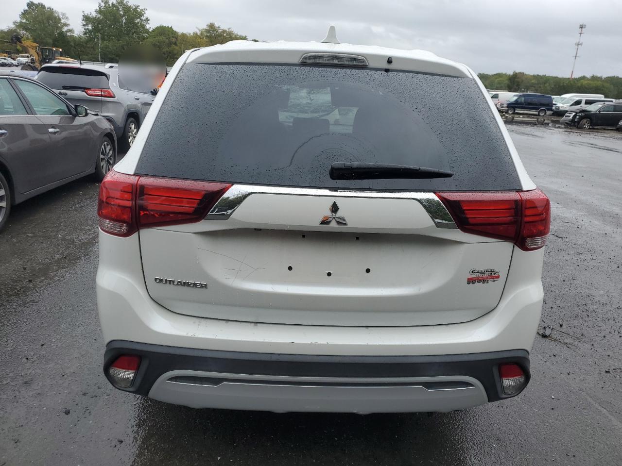 Lot #2945505379 2020 MITSUBISHI OUTLANDER