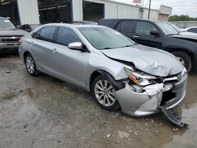 VIN 4T1BF1FK5HU798775 2017 Toyota Camry, LE no.4