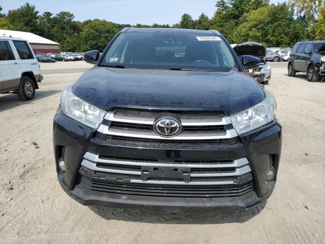 VIN 5TDJZRFH4JS553759 2018 Toyota Highlander, SE no.5