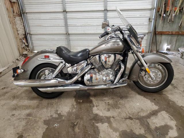 2007 HONDA VTX1300 R #2853124411