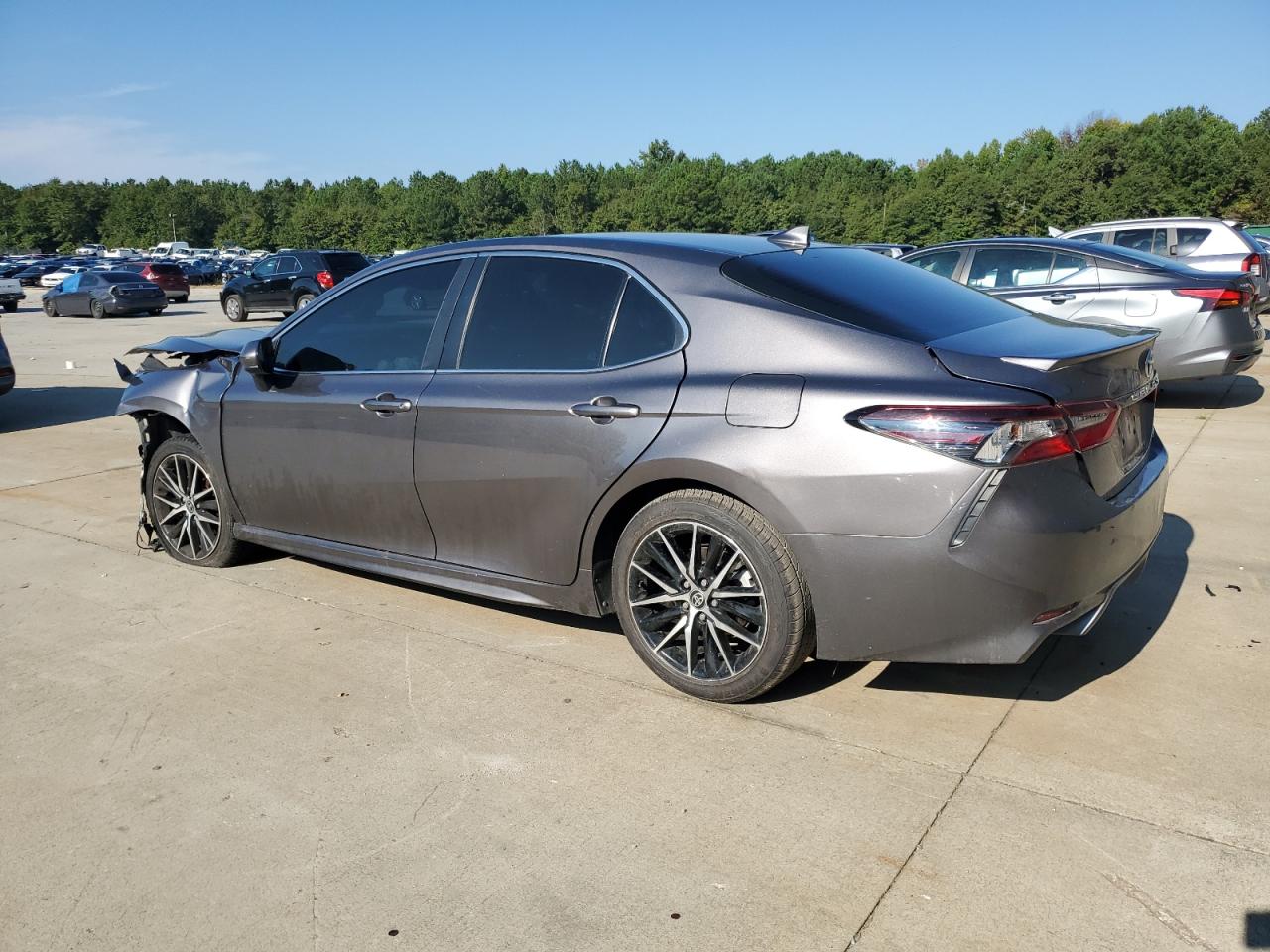 Lot #2979356757 2021 TOYOTA CAMRY SE