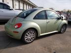 VOLKSWAGEN NEW BEETLE photo