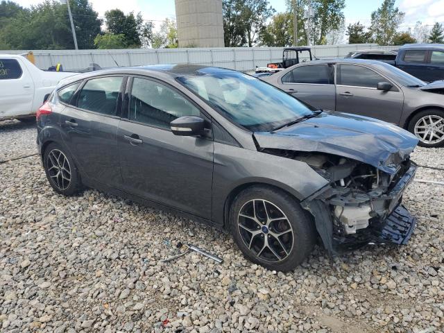 VIN 1FADP3M22HL213994 2017 Ford Focus, Sel no.4