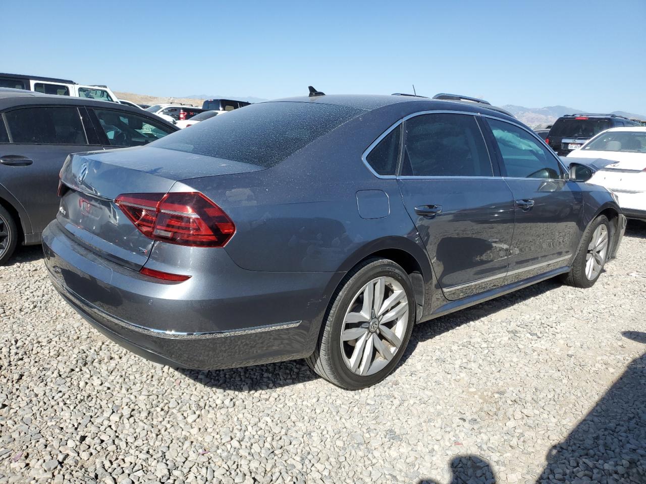 Lot #2874689180 2017 VOLKSWAGEN PASSAT SE