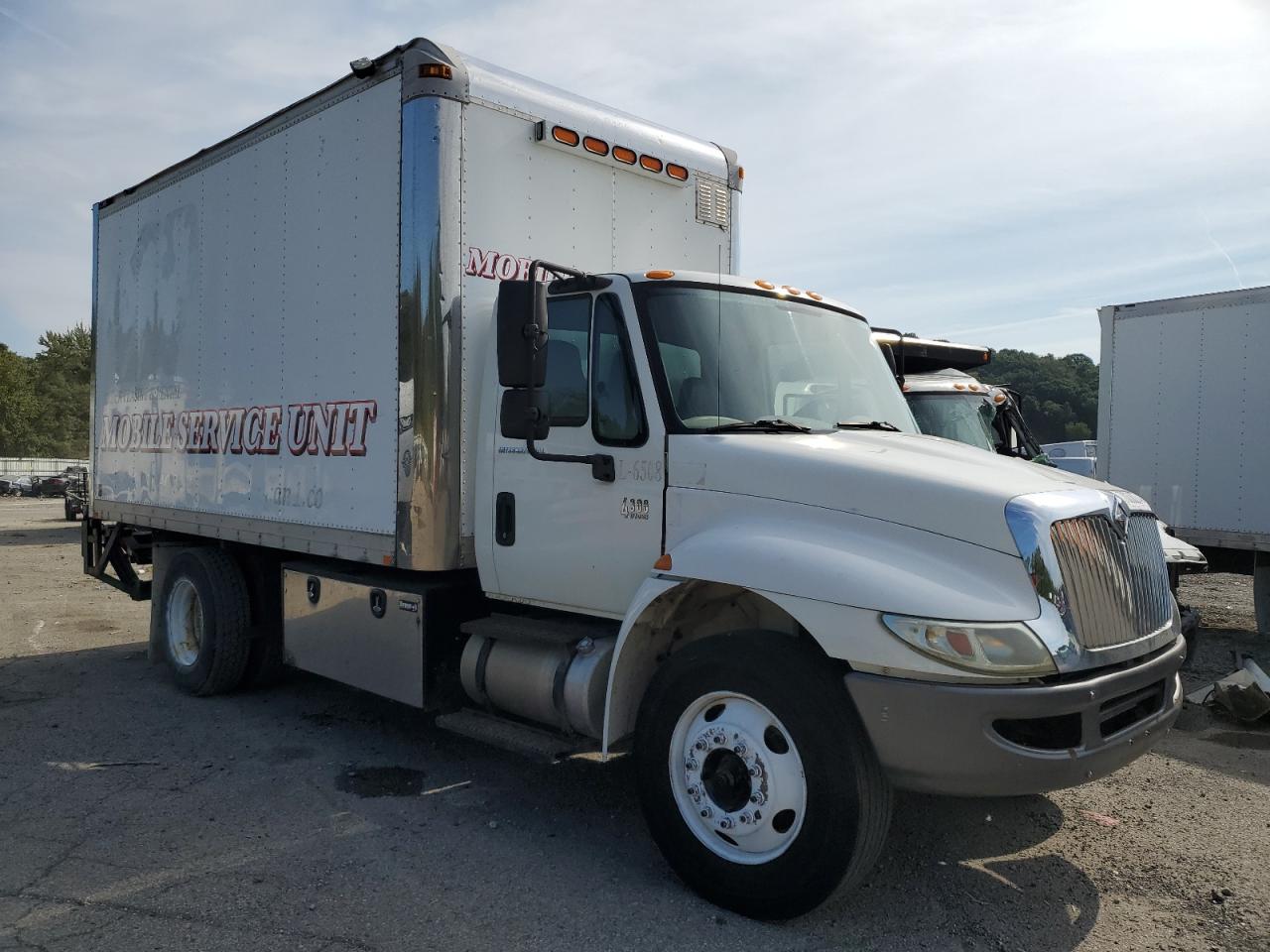 Lot #2855035927 2008 INTERNATIONAL 4000 4300