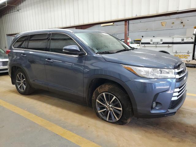 VIN 5TDKZRFH3KS352246 2019 Toyota Highlander, SE no.4